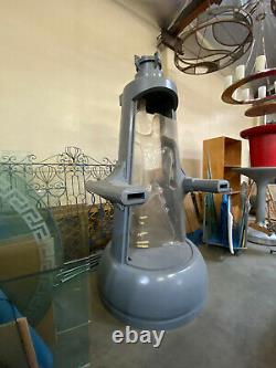 1997 Austin Powers Cryogenic Freezing Chamber Tube Hero Prop Mike Myers