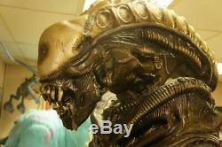 Aliens Alien Predator Life Size Statue Movie Store Display Prop Huge Rare
