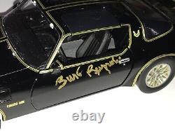 Burt Reynolds Rare Signed 118 Scale Prop Car Smokey And The Bandit Movie BAS