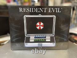 Hollywood Collectibles Group Resident Evil T-Virus & Anti-Virus