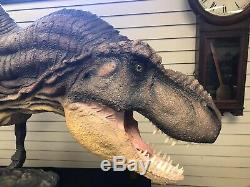 Jurassic Park T-Rex Floor Model Movie Prop lot 2832