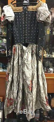 Legend Of The Seeker S2E13 Zedd's Screen Used Movie Prop Aunt Costume withCoA