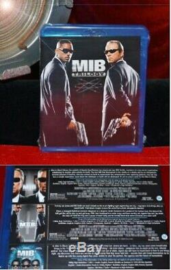 MIB Men In Black ALIEN Prop, WILL SMITH & TOMMY LEE JONES Signed, COA Frame, DVD