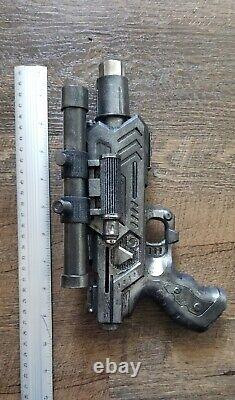 OOAK Movie Prop Blaster / Cosplay / Original Design