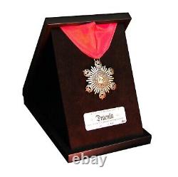 ORIGINAL Universal Monsters Dracula Medallion Limited Edition Prop Replica, NEW