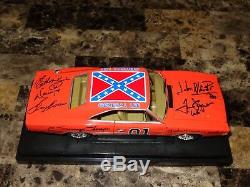 The Dukes Of Hazzard Cast SIGNED General Lee 118 1969 Dodge Charger Prop + COA