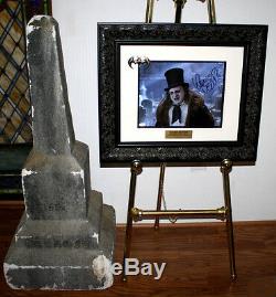 Wow! BATMAN PROP Tombstone, DANNY DEVITO Signed, COA, UACC, DVD, Frame + Easel